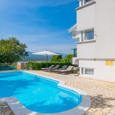 Croatica Villa *